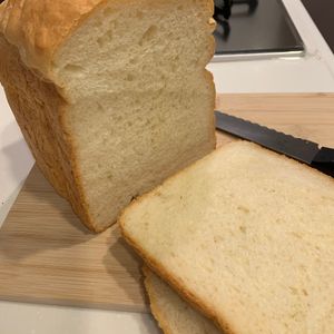 ぐ〜たら子の作ってみた!投稿(【HBレシピ】ずっとふわふわ♡きめ細かな♡ミルキー食パン♡)