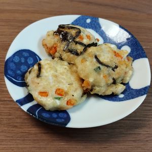 ゆの作ってみた!投稿(カリッふわっ～♪おつまみひとくちがんも♪)
