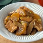 厚切り豚肉とごぼうのこってり煮