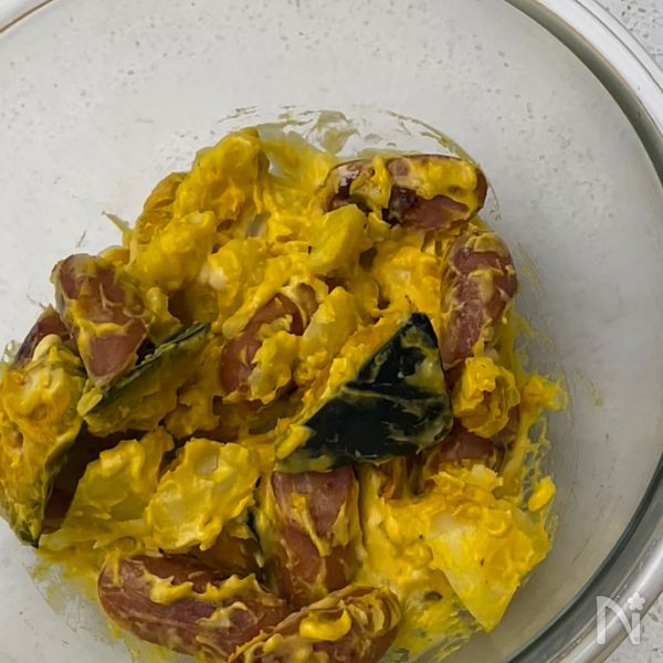 レンジで6分！かぼちゃとポテトのゴロゴロホットサラダ | レシピサイト
