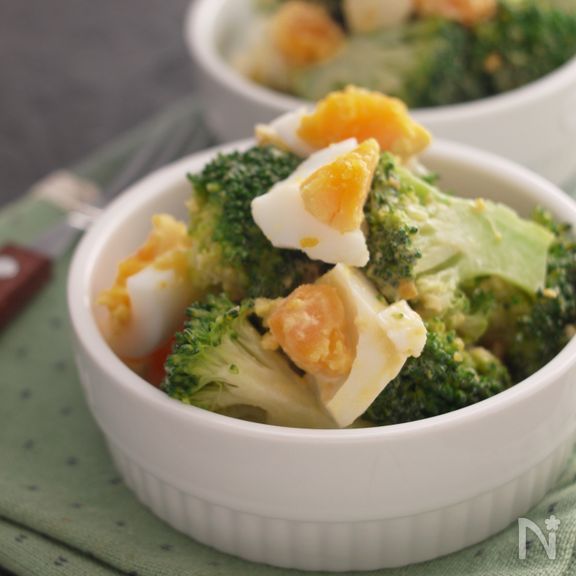 濃旨＊ブロッコリーと半熟卵のオイマヨサラダ