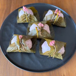 こむぎの作ってみた!投稿(レンジで簡単！お店のような桜餅🌸)