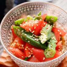トマトとオクラのごまおかかサラダ【#作り置き#レンジ】