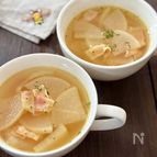 材料ふたつでスープ！《大根とベーコンの白だしカレースープ》