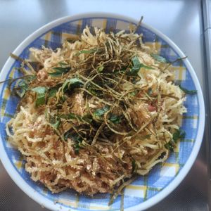 はるにゃんこの作ってみた!投稿(メイン食材はひとつ！やみつき明太子焼きそば)