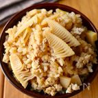 炊くまで5分！【たけのこ×ひき肉炊き込みご飯】旨味たっぷり♩