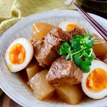 圧力鍋で＊豚の角煮（豚バラ大根味付き卵）