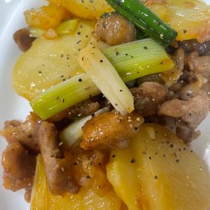 962565の作ってみた!投稿(【豚こまじゃがのにんにく醤油炒め】スタミナ満点💯男子喜ぶ！)