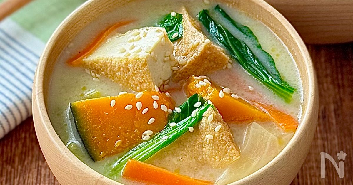 具だくさん♩厚揚げとかぼちゃのまろやかスープ