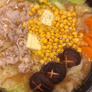 まささとの作ってみた!投稿(豚こまで味噌バターコーン鍋)