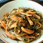 栄養満点です！こんぶとさつま揚げの煮もの