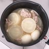 ［とろとろ大根と豚バラの辛子煮］優しい味！和辛子がアクセントの工程5