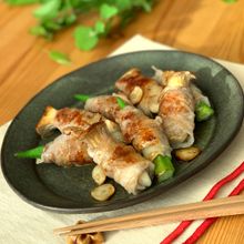 肉巻き野菜のにんにく醤油焼き