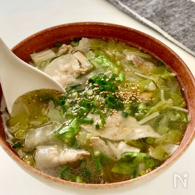 ゴクゴク飲めて具沢山!うま塩豚白菜スープ