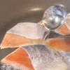 子どもがハマる!【手作り鮭フレーク】の工程1