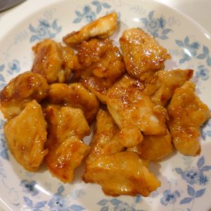 なーなの作ってみた!投稿(柔らか鶏むね肉の『甘辛ガーリック醤油チキン』)