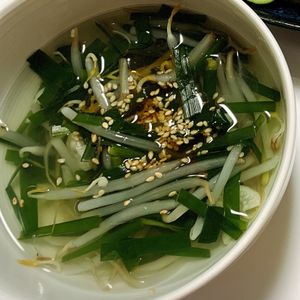 曖昧の作ってみた!投稿(もやしとニラたっぷり！＊スタミナニラもやしスープ＊)