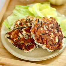 ひじきたっぷり♡鶏むね肉のヘルシーハンバーグ【作りおき】