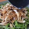 きのこと水菜のサラダ熱々ごま油ソースの工程5