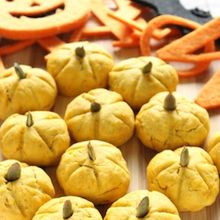 ハロウインにぴったりなおやつ☆かぼちゃの形のかぼちゃクッキー