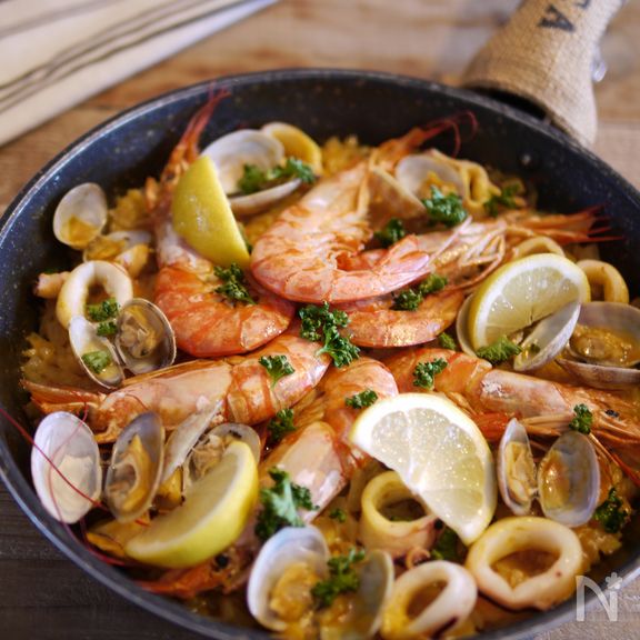 簡単｜豪華｜パーティ｜フライパンで【シーフードパエリア】