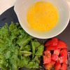 【５分でスープ】トマトとレタスとふわふわ卵の中華スープの下準備