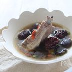 スペアリブとなつめの養生スープ
