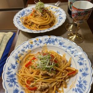 Hikeyの作ってみた!投稿(クリスマスの食卓華やぐ✨ 特別な材料なし【洋食屋ナポリタン】)