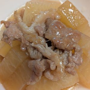 かめちゃん🐢の作ってみた!投稿(【大根と豚こま肉の煮物】甘辛煮物の黄金比！食材置き換えOK！)