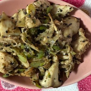 チョビの助の作ってみた!投稿(エリンギと蒸し鶏のネギ塩あえ【#作り置き#お弁当#レンジ】)