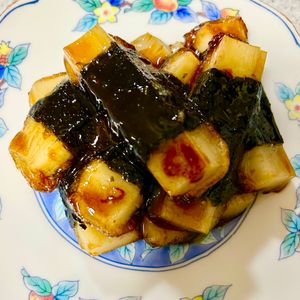 のりのり🐾🎀🤍の作ってみた!投稿(おせちの食材消費メニュー♩切り餅の甘辛磯焼き)