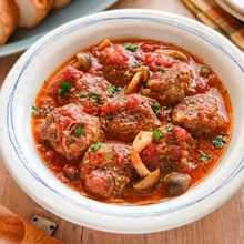 【ワンパン！トマト煮込みハンバーグ】ソースたっぷり♡