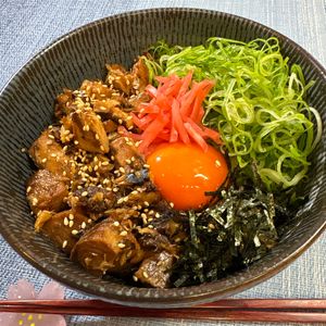 楽ラク手抜キッチン🐶🐾の作ってみた!投稿(栄養たっぷり！サバみそ缶の油そば)