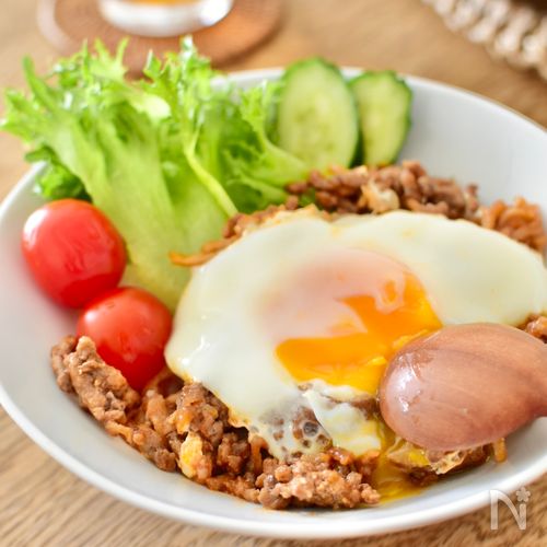 [夏に食べたい！ワンパンロコモコ丼]切り干し大根で腸活も