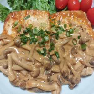 よっこの作ってみた!投稿(焼き肉のたれで☆マヨガーリック豆腐ステーキ☆)