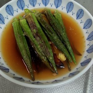 鶏皮坊主の作ってみた!投稿(【なすとオクラの焼きびたし】ジュワッとあふれるお出汁♪)
