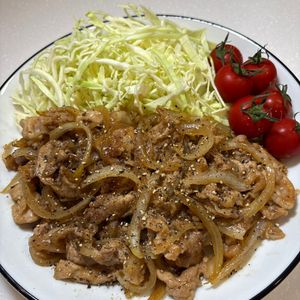 楽ラク手抜キッチン🐶🐾の作ってみた!投稿(10分で簡単！地味ウマ【豚こま味ぽん炒め】)