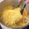 15分完成✨給食の大人気レシピ！【味噌ラーメン】の工程5