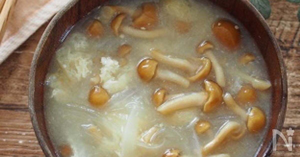 出汁無しでも美味 甘くてとろとろ 新玉ねぎとなめこのお味噌汁 By 河埜 玲子 レシピサイト Nadia ナディア プロの料理家のおいしいレシピ
