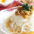 おろしなめこの、冷しうどん