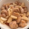 ご飯がすすむ♩長芋と鶏肉の甘辛ガーリック炒めの工程3