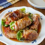 【じゅわ〜♡︎絶品！肉巻きピーマンのトマトチーズ詰め】