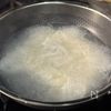 【豚肉と野菜の和風にんにく焼きビーフン】パパッと大満足！の工程1