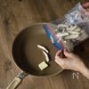 きのこと豚肉のフランスの田舎風煮込み(フリカッセ)の工程2