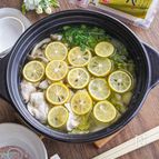 【藻塩だしでさっぱり！】豚と白菜のすだち鍋