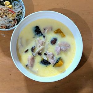 かおちゃんの作ってみた!投稿(具沢山！かぼちゃときのこのチキンクリームシチュー【ルー不要】)