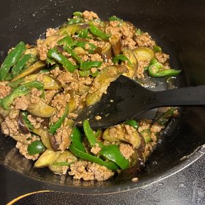 1169387の作ってみた!投稿(【茄子とピーマンのとろ旨ひき肉炒め】とろとろ♪ご飯がすすむ！)