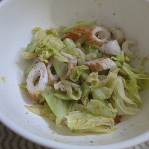 1307341の作ってみた!投稿(レンジで5分！【キャベツとちくわのおかかマヨサラダ】)