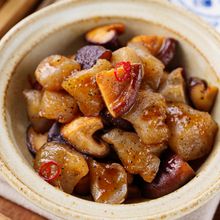 家族喜ぶヘルシー副菜！こんにゃくと椎茸のしょうが香る甘辛炒め