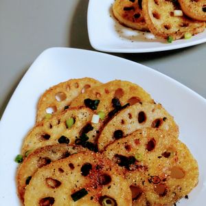 ゆみの作ってみた!投稿(食材1つ！味付けこれだけ！れんこんの甘辛ガーリックソテー)